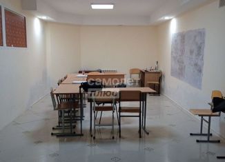 Продается офис, 56 м2, Элиста, улица Ю. Клыкова, 81
