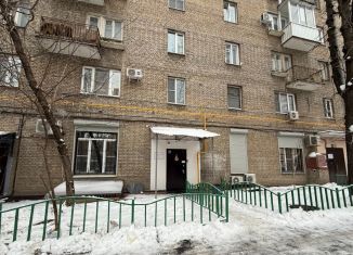 Продам квартиру студию, 17.2 м2, Москва, Космодамианская набережная, 4/22А, ЦАО