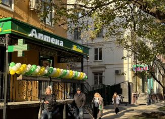 Продаю торговую площадь, 70 м2, Москва, 1-й Хорошёвский проезд, 12к1, метро Беговая