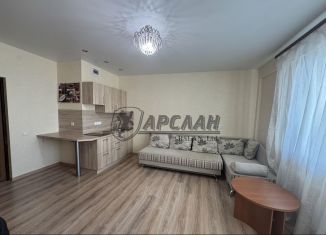 Продается квартира студия, 31.5 м2, Казань, улица Бари Галеева, 8Ак1