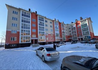 Продается 3-комнатная квартира, 84.1 м2, Мелеуз, улица Бурангулова, 7