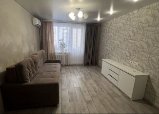 Аренда двухкомнатной квартиры, 54 м2, Пенза, улица Лядова, 60