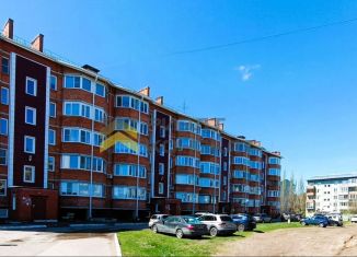 Продам 2-комнатную квартиру, 66 м2, Омская область, улица Коммунальник, 2А