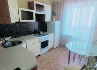 Сдача в аренду 1-ком. квартиры, 33 м2, Балаково, Пролетарская улица, 2