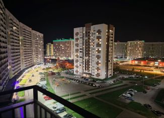 Продаю трехкомнатную квартиру, 80 м2, Пенза, улица Генерала Глазунова, 6