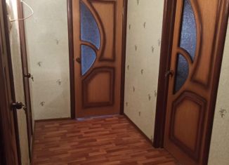 Продам 3-ком. квартиру, 61 м2, Курская область, Веспремская улица, 3