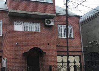Продам дом, 270 м2, Махачкала, площадь Ленина