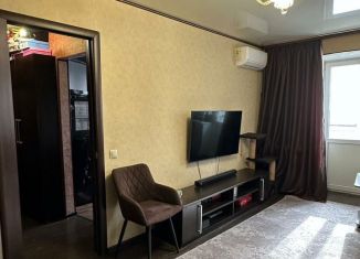 Продается 3-ком. квартира, 50 м2, Ессентуки, улица Титова, 8А