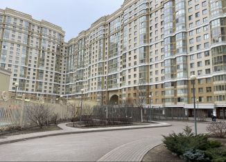 Продажа 2-ком. квартиры, 73 м2, Москва, Мосфильмовская улица, 88к2с6, район Раменки