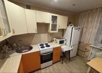 Сдам в аренду трехкомнатную квартиру, 60 м2, Саров, улица Курчатова, 13/1