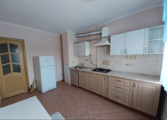 Сдача в аренду 3-ком. квартиры, 65 м2, Брянск, улица Романа Брянского, 4