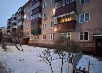 Продажа 1-комнатной квартиры, 32 м2, Курск, улица Конорева, 12