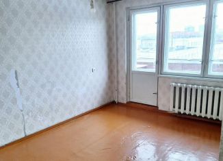 Продажа 2-ком. квартиры, 38 м2, Нижний Новгород, улица Пермякова, 10, метро Автозаводская