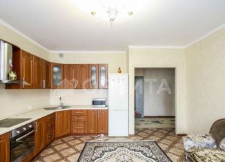 Продается двухкомнатная квартира, 89 м2, Тюмень, Ленинский округ, Западносибирская улица, 18к1