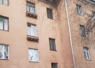 Продажа 2-комнатной квартиры, 50 м2, Иваново, улица Зверева, 16