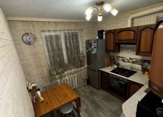 Продается 2-ком. квартира, 52 м2, Ростов-на-Дону, улица Мильчакова, 3, Советский район