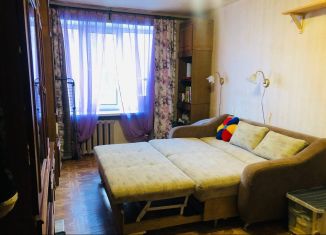 Продам двухкомнатную квартиру, 43 м2, Кронштадт, улица Комсомола, 3