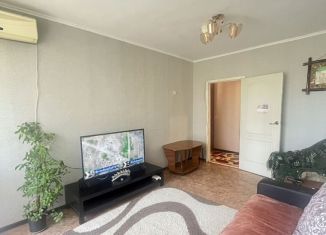 Продам 2-комнатную квартиру, 45 м2, Азов, переулок Степана Разина, 3