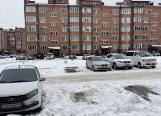 Продажа трехкомнатной квартиры, 104 м2, Владикавказ, улица Коблова, 1к3