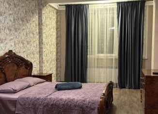 Аренда 2-комнатной квартиры, 86 м2, Дагестан, проспект М. Омарова, 7