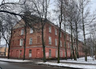 Продаю 2-комнатную квартиру, 55.9 м2, Кронштадт, Флотская улица, 12