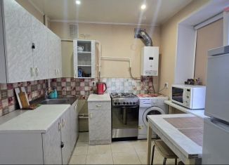 Продается 1-комнатная квартира, 30 м2, Смоленск, улица Кирова, 26