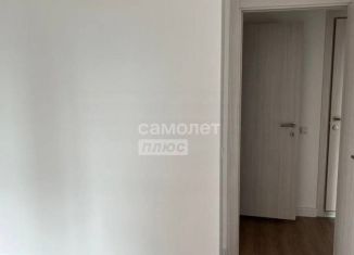 Продам 3-ком. квартиру, 83 м2, Москва, ЗАО, Очаковское шоссе, 5к1