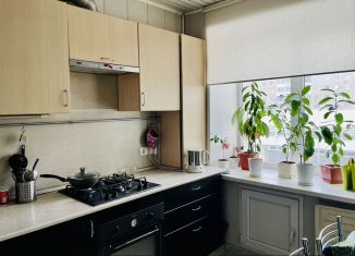 Продажа 4-ком. квартиры, 78 м2, Республика Башкортостан, улица Энтузиастов, 6