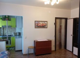 Сдаю трехкомнатную квартиру, 36 м2, Ярославль, переулок Минина, 32, район Суздалка