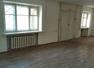 Продам торговую площадь, 106 м2, село Краснотуранск, улица Карла Маркса, 24