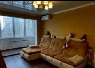 Продам 3-комнатную квартиру, 58 м2, Волгодонск, улица Гагарина