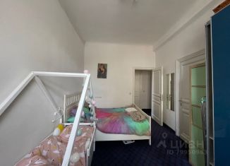 Продается двухкомнатная квартира, 51 м2, Москва, Пречистенский переулок, 16, метро Кропоткинская