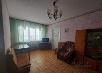 2-комнатная квартира на продажу, 43.4 м2, село Александровка, Рабочая улица