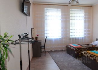 Сдам 1-комнатную квартиру, 35 м2, Пятигорск, улица Нины Попцовой, 34
