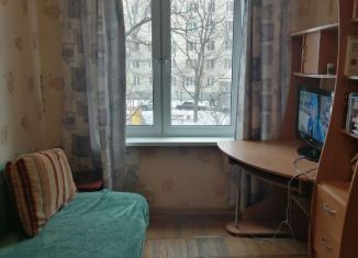 Сдам в аренду двухкомнатную квартиру, 44 м2, Москва, улица Кухмистерова, 20, станция Люблино
