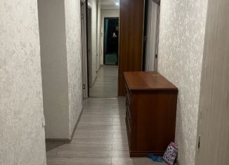 Аренда 2-комнатной квартиры, 47 м2, Москва, улица Академика Комарова, 1В, метро Фонвизинская