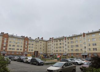 Аренда 2-комнатной квартиры, 62 м2, Вологодская область, улица Годовикова, 21