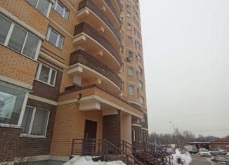 Продам 4-комнатную квартиру, 124 м2, Московская область, Набережная улица, 17