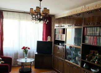 Продам 3-комнатную квартиру, 67 м2, Озёры, микрорайон имени Маршала Катукова, 3