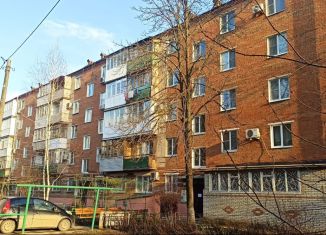 Продам двухкомнатную квартиру, 46 м2, Таганрог, улица Щаденко, 89