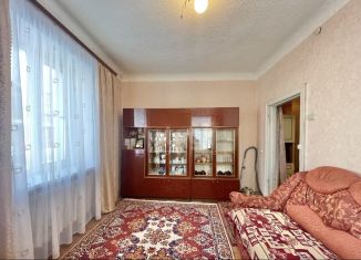 Продается двухкомнатная квартира, 44.5 м2, Мичуринск, улица Лаврова, 1