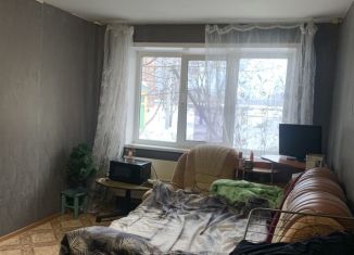 Продаю 2-комнатную квартиру, 44 м2, Междуреченск, улица Дзержинского, 4
