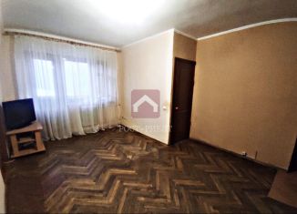 Продается 2-комнатная квартира, 43.5 м2, Саратов, улица имени Н.Г. Чернышевского, 143А