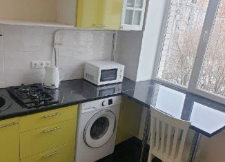 Сдаю в аренду двухкомнатную квартиру, 42 м2, Москва, Кутузовский проспект, 17, станция МЦД Киевский вокзал