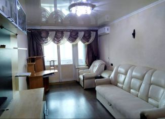 Продается 2-комнатная квартира, 45 м2, Каменск-Шахтинский, улица Ворошилова, 139А