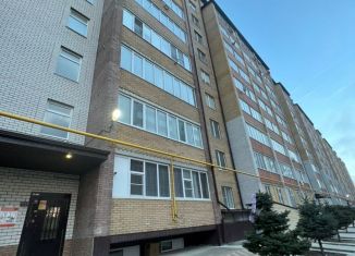 Сдается в аренду однокомнатная квартира, 44 м2, Карачаево-Черкесия, Октябрьская улица, 9Н