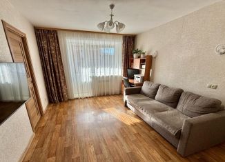 Продается 3-комнатная квартира, 50.4 м2, Иркутск, улица Пискунова, 102