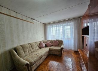 Однокомнатная квартира на продажу, 32.3 м2, Невинномысск, улица Менделеева, 1