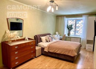 Продается 3-комнатная квартира, 80.6 м2, Самарская область, проспект Юных Пионеров, 142А