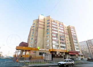 Трехкомнатная квартира на продажу, 80.8 м2, Тюменская область, улица Демьяна Бедного, 98к4